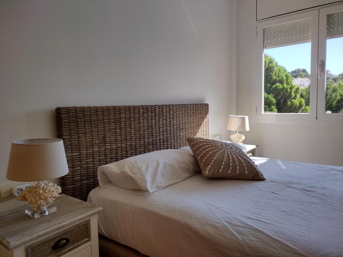 Encantador Apartamento Familiar 4 Px Con Terraza, Parking Y Wi-Fi En Llança Kültér fotó