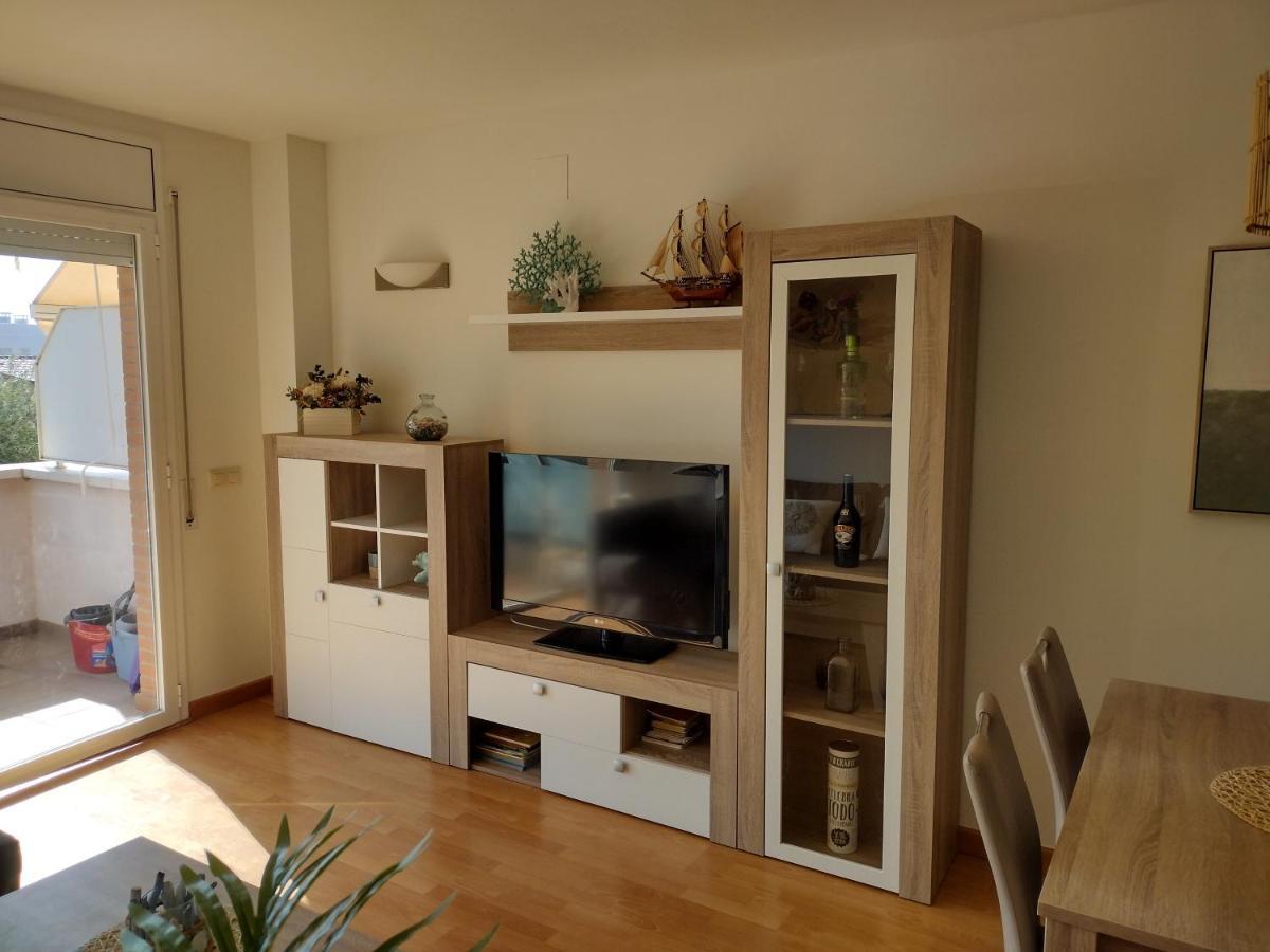 Encantador Apartamento Familiar 4 Px Con Terraza, Parking Y Wi-Fi En Llança Kültér fotó