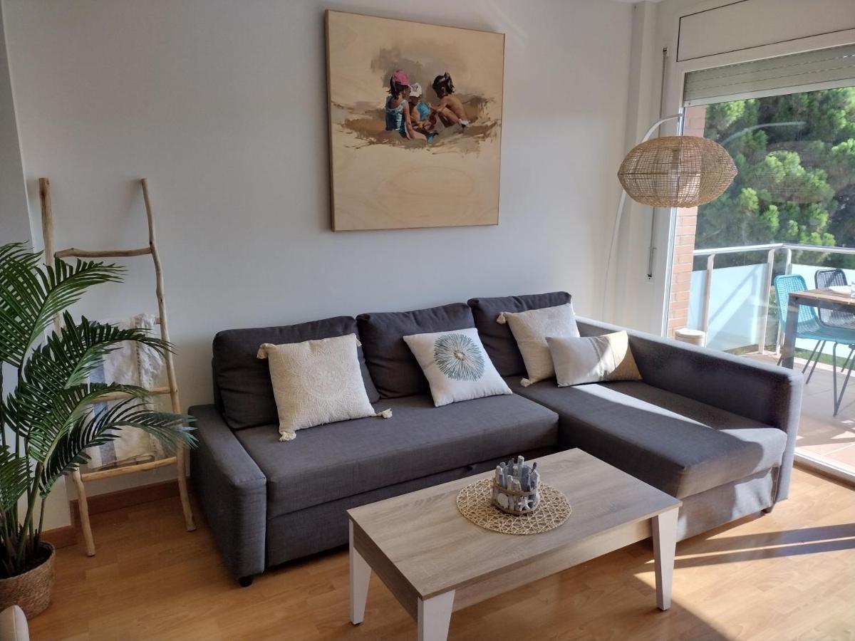 Encantador Apartamento Familiar 4 Px Con Terraza, Parking Y Wi-Fi En Llança Kültér fotó